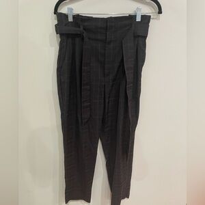 H&M Women’s Navy Blue Check Paper Bag Tapered Trousers Size 6 Plaid Design Pants